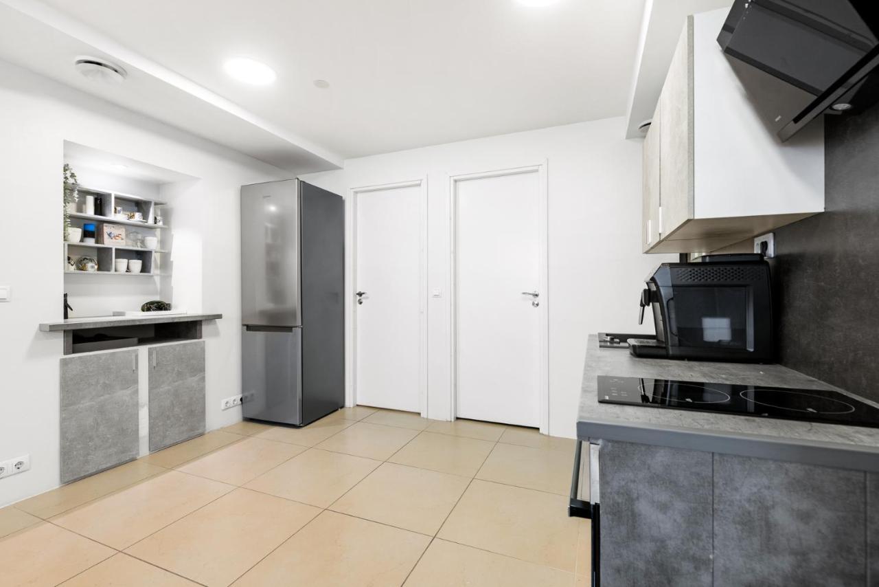 Sirena Apartment - Self Check-In And Free Parking Tallinn Ngoại thất bức ảnh